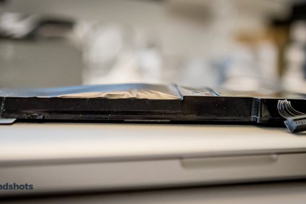 Akku Macbook Pro blaeht sich auf