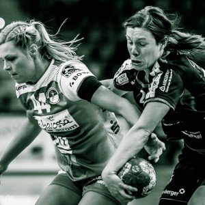 Ana Petrinja gegen Sarah van Gulik