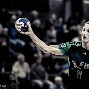 Angie Geschke im Spiel Frisch Auf Frauen - VfL Oldenburg