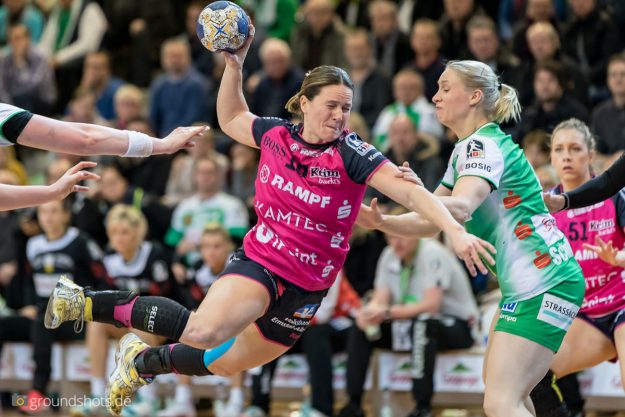 Anna Loerper im Spiel Frisch Auf Frauen – Tus Metzingen