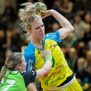 Anne Hubinger im Spiel Frisch Auf Goeppingen Frauen - HC Leipzig