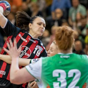 Anne Jochin im Spiel Frisch Auf Frauen - Bayer Leverkusen