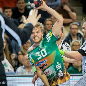 Anton Halenl im Spiel Frisch Auf Goeppingen - MT Melsungen