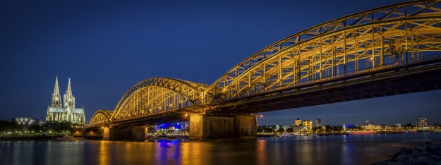 Dom_Koeln_Hohenzollernbruecke