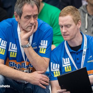 Dr Rolf Brack im Spiel FRISCH AUF Goeppingen - TuS N-Luebecke