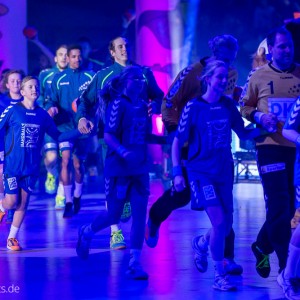 Einlauf der Allstars beim Allstar Game der Handball Bundesliga 2015 Einlauf der Allstars beim Allstar Game der Handball Bundesliga 2015