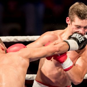 Fatih Keles gegen Paval Mozga Fatih Keles gegen Paval Mozga