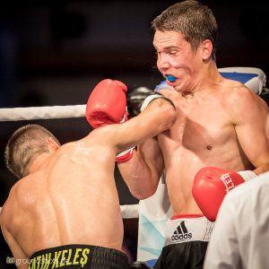 Fatih Keles gegen Paval Mozga Fatih Keles gegen Paval Mozga