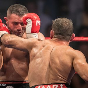 Firat Arslan gegen Nuri Seferi Firat Arslan gegen Nuri Seferi
