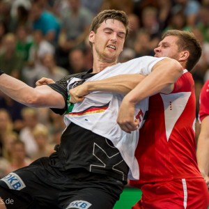 Hendrik Pekeler im Laenderspiel Deutschland-Schweiz Hendrik Pekeler im Laenderspiel Deutschland-Schweiz