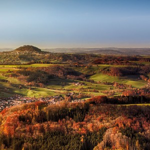 Herbstlicher Hohenstaufen vom Messelberg aus