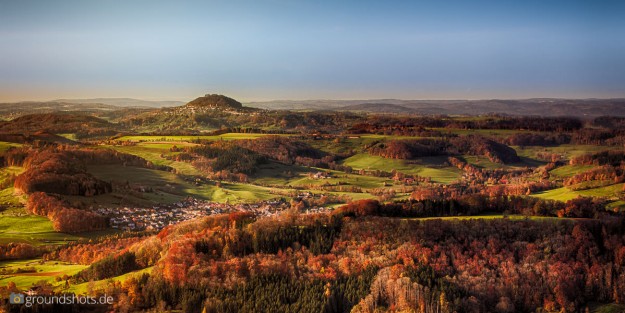 Herbstlicher Hohenstaufen vom Messelberg aus Herbstlicher Hohenstaufen vom Messelberg aus