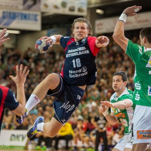 Lars Kaufmann im Spiel Frisch Auf Goeppingen – SG Flensburg-Handewitt Lars Kaufmann im Spiel Frisch Auf Goeppingen - SG Flensburg-Handewitt