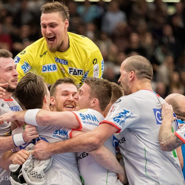 Magdeburger Freude nach dem Schlusspfiff