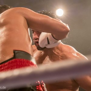 Manuel Charr gegen Sefer Seferi Manuel Charr gegen Sefer Seferi