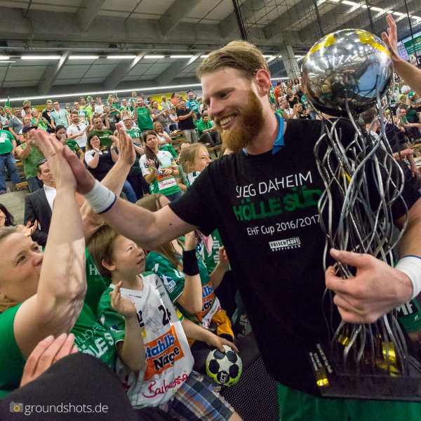 Manuel Spaeth mit den Fans Manuel Spaeth mit den Fans