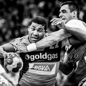 Mas Mensah Larsen im Spiel FRISCH AUF Goeppingen - Rhein-Neckar Loewen