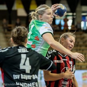 Michaela Hrbkova im Spiel Frisch Auf Frauen - Bayer leverkusen