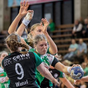Michaela Hrbkova im Spiel Frisch Auf Frauen - VfL Oldenburg