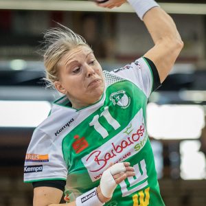 Michaela Hrbkova im Spiel Frisch Auf Frauen - VfL Oldenburg