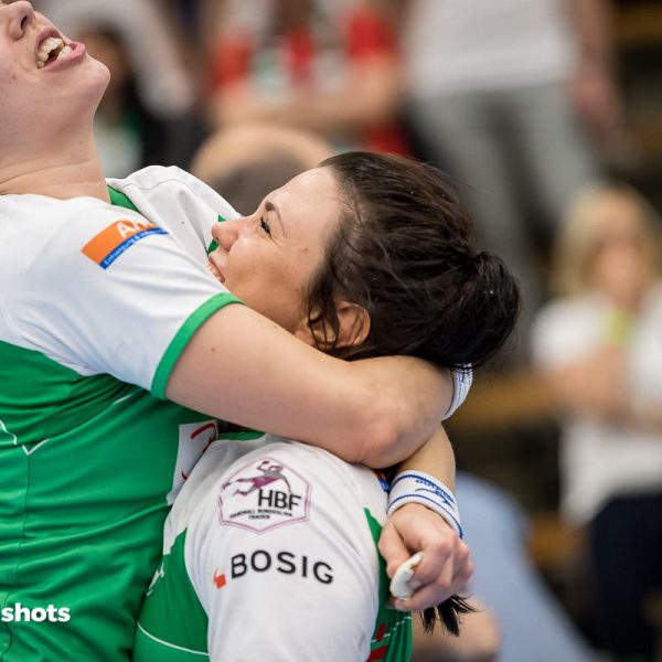 Michaela Hrbkova und Maxime Struijs freuen sich