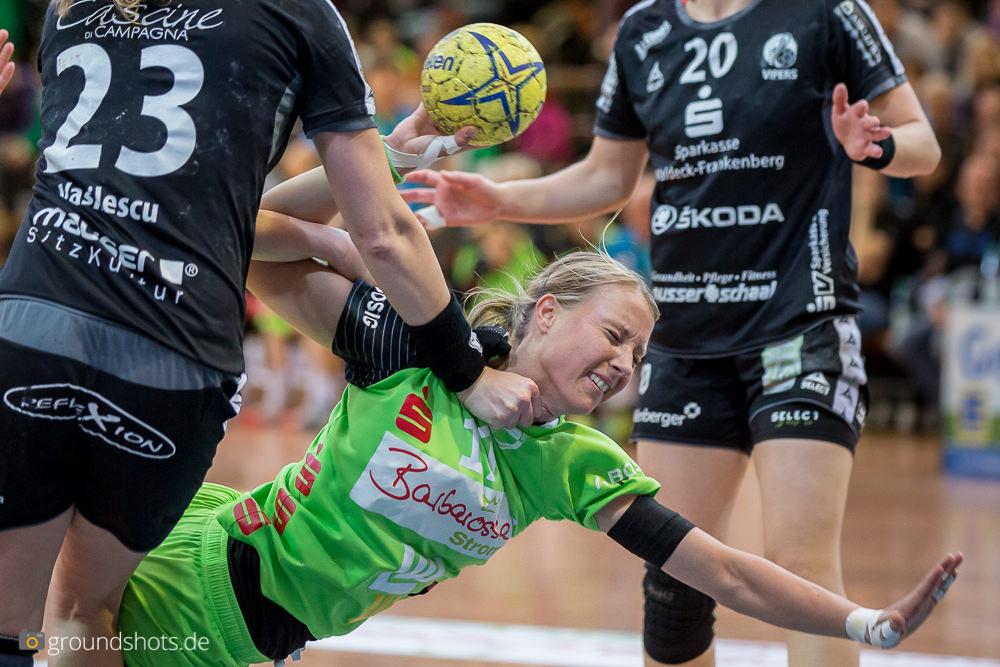 Nicole Dinkel (Frisch Auf Goeppingen) im Spiel Frisch Auf Frauen - Bad Wildungen Vipers