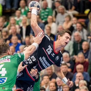 Rasmus Lauge im Spiel FRISCH AUF Goeppingen - SG Flensburg-Handewitt-15