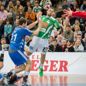 Tim Kneule (Frisch Auf Goeppingen) im Spiel Frisch Auf Goeppingen – VfL Gummersbach Tim Kneule (Frisch Auf Goeppingen) im Spiel Frisch Auf Goeppingen - VfL Gummersbach