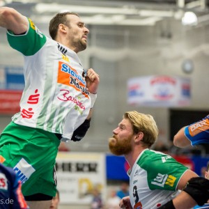 Tim Kneule im DHB-Pokal HBW Balingen-FRISCH AUF Goeppingen Tim Kneule im DHB-Pokal HBW Balingen-FRISCH AUF Goeppingen
