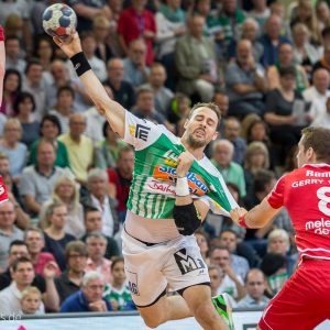 Tim Kneule im Spiel FRISCH AUF Goeppingen – TBV Lemgo Tim Kneule im Spiel FRISCH AUF Goeppingen - TBV Lemgo