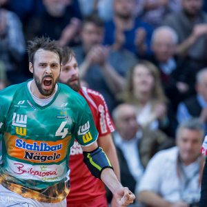 Tim Kneule im Spiel FRISCH AUF Goeppingen - TBV Lemgo