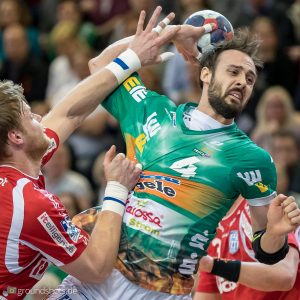 Tim Kneule im Spiel FRISCH AUF Goeppingen - TBV Lemgo