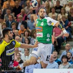 Tim Kneule im Spiel FRISCH AUF Goeppingen – TVB Stuttgart Tim Kneule im Spiel FRISCH AUF Goeppingen - TVB Stuttgart