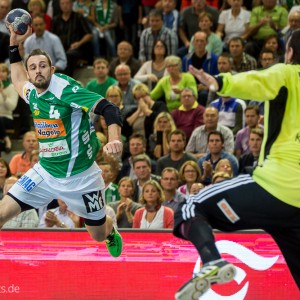 Tim Kneule im Spiel Frisch Auf Goeppingen – HC Erlangen Tim Kneule im Spiel Frisch Auf Goeppingen - HC Erlangen