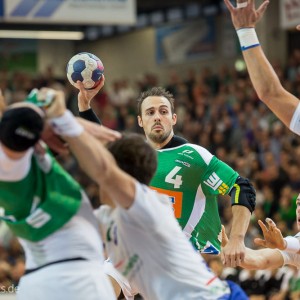 Tim Kneule im Spiel Frisch Auf Goeppingen – HSV Hamburg Tim Kneule im Spiel Frisch Auf Goeppingen - HSV Hamburg