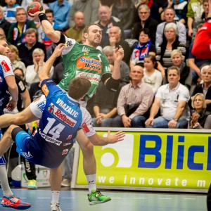 Tim Kneule im Spiel HBW Balingen-Weilstetten – Frisch Auf Goeppingen Tim Kneule im Spiel HBW Balingen-Weilstetten - Frisch Auf Goeppingen