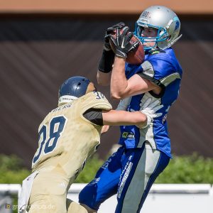 Timo Berroth mit dem Touchdwon-Catch im Spiel Albershausen Crusaders – Nuernberg Rams-6 Timo Berroth mit dem Touchdwon-Catch im Spiel Albershausen Crusaders - Nuernberg Rams