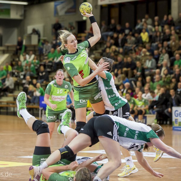 Alena Vojtiskova im Spiel Frisch Auf Goeppingen Frauen – VfL Oldenburg Alena Vojtiskova im Spiel Frisch Auf Goeppingen Frauen - VfL Oldenburg