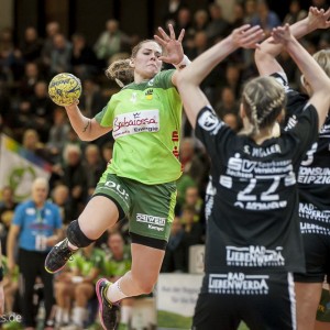 Beate Scheffknecht im Spiel Frisch Auf Goeppingen-HC Leipzig
