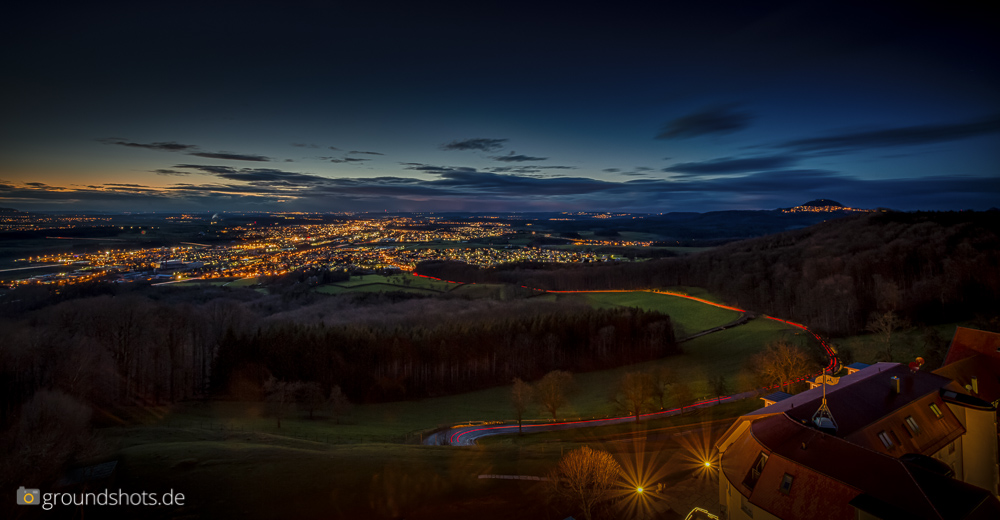 Blick ueber Salach und Eislingen - rechts Hohenstaufen