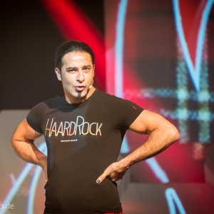 Buelent Ceylan mit seinem Programm Haardrock