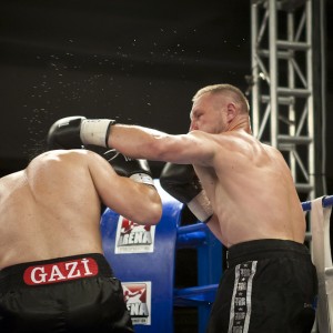 EWS Arena Boxen:Firat Arslan-Lubos Suda EWS Arena Boxen:Firat Arslan-Lubos Suda