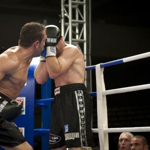EWS Arena Boxen:Firat Arslan-Lubos Suda EWS Arena Boxen:Firat Arslan-Lubos Suda