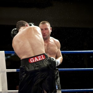EWS Arena Boxen:Firat Arslan-Lubos Suda EWS Arena Boxen:Firat Arslan-Lubos Suda
