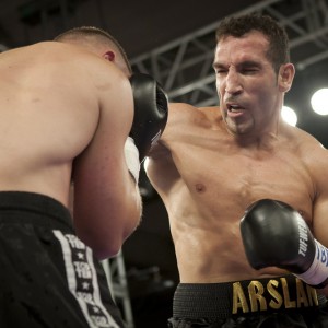 EWS Arena Boxen:Firat Arslan-Lubos Suda EWS Arena Boxen:Firat Arslan-Lubos Suda