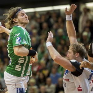Felix Lobedank im Spiel Frisch Auf Goeppingen - Bergischer HC. Handball-Bundesliga 2013/2014