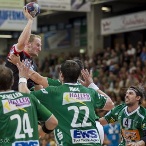 Stefan Kneer im Spiel Frisch Auf Goeppingen – SC Magdeburg Handball-Bundesliga 2013/2014 Stefan Kneer im Spiel Frisch Auf Goeppingen - SC Magdeburg Handball-Bundesliga 2013/2014