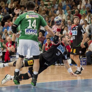 Bartosz Jurecki im Spiel Frisch Auf Goeppingen – SC Magdeburg Handball-Bundesliga 2013/2014 Bartosz Jurecki im Spiel Frisch Auf Goeppingen - SC Magdeburg Handball-Bundesliga 2013/2014