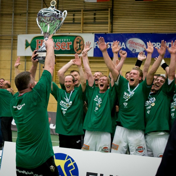 frischauf_goeppingen_ehf-pokal_siegesfeier-1