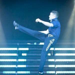 lord_of_the_dance_ews_arena_2011-7